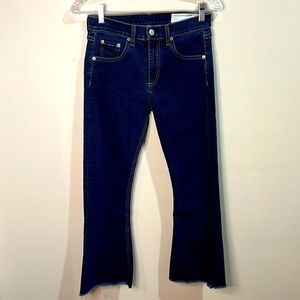 Rag & Bone Jeans 10 inch Crop Flare Jeans size 25